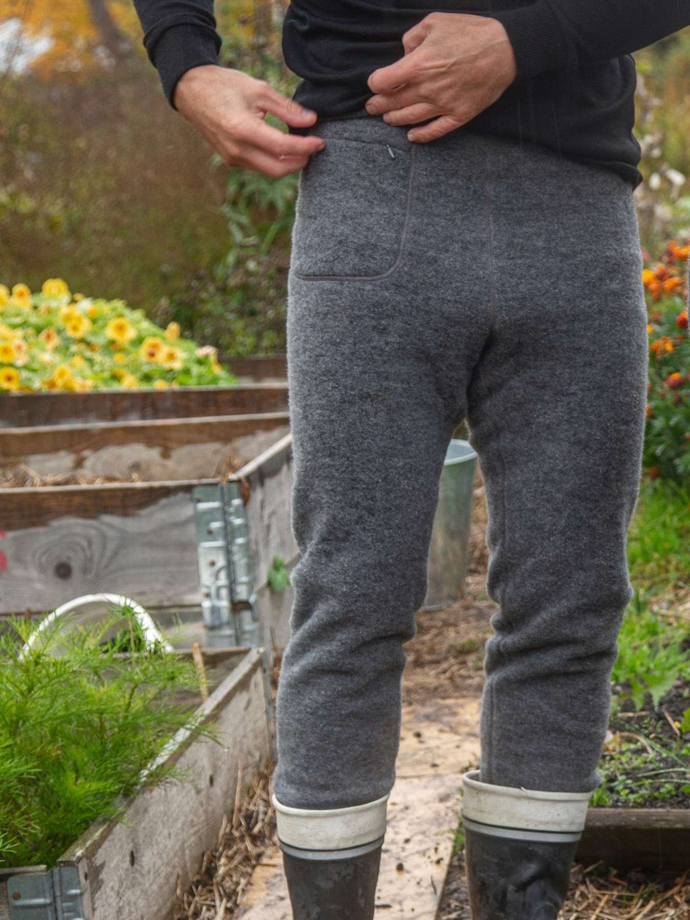 Ruskovilla's grey organic merino wool fleece pants for men