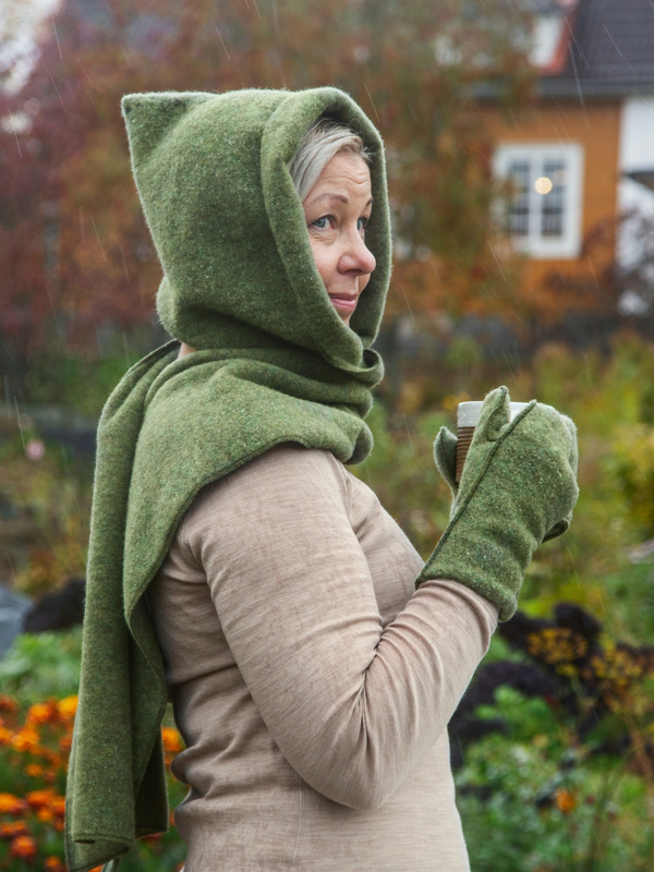Ruskovilla's organic merino wool hooded scarf in moss green
